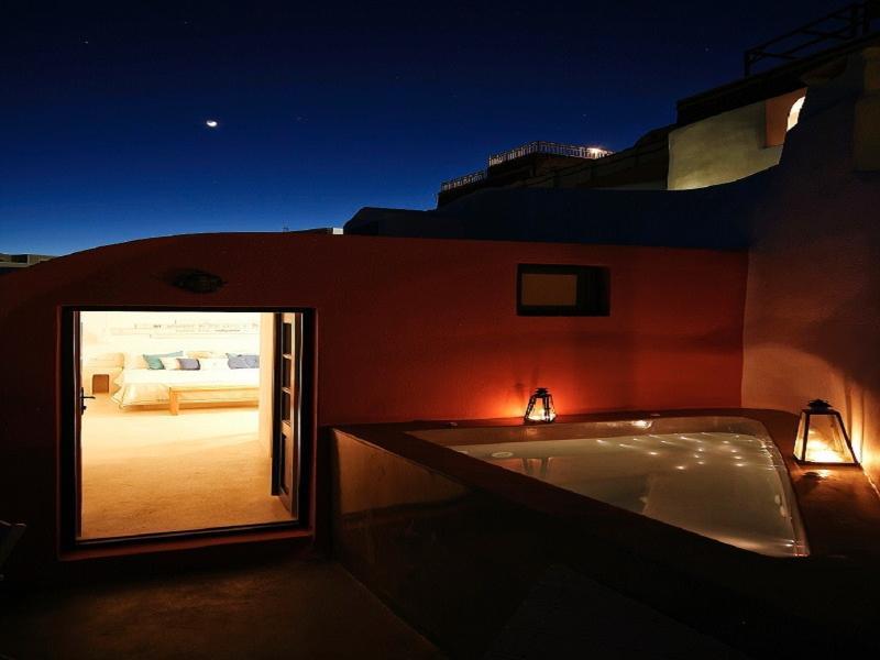 Chroma Suites Ia Exterior foto